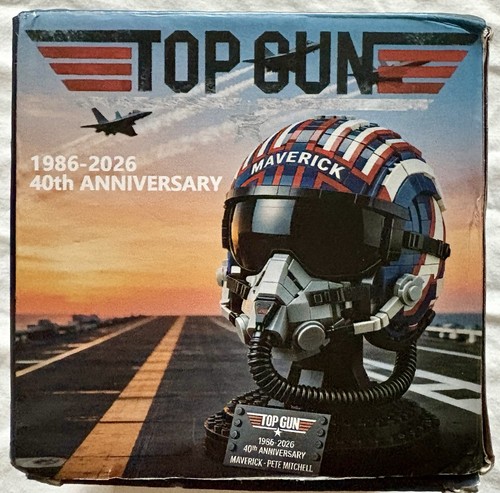 Top gun maverick pilot - top,